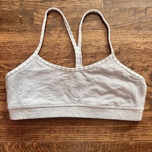 Lululemon Women’s Flow Y Sports Bra Grey Sheer Panel Size 6 no cups Very GUC